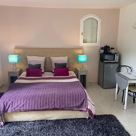 Chambre Spacieuse Independante Dans Villa Plus Parking Privee Le Cannet Exteriér fotografie